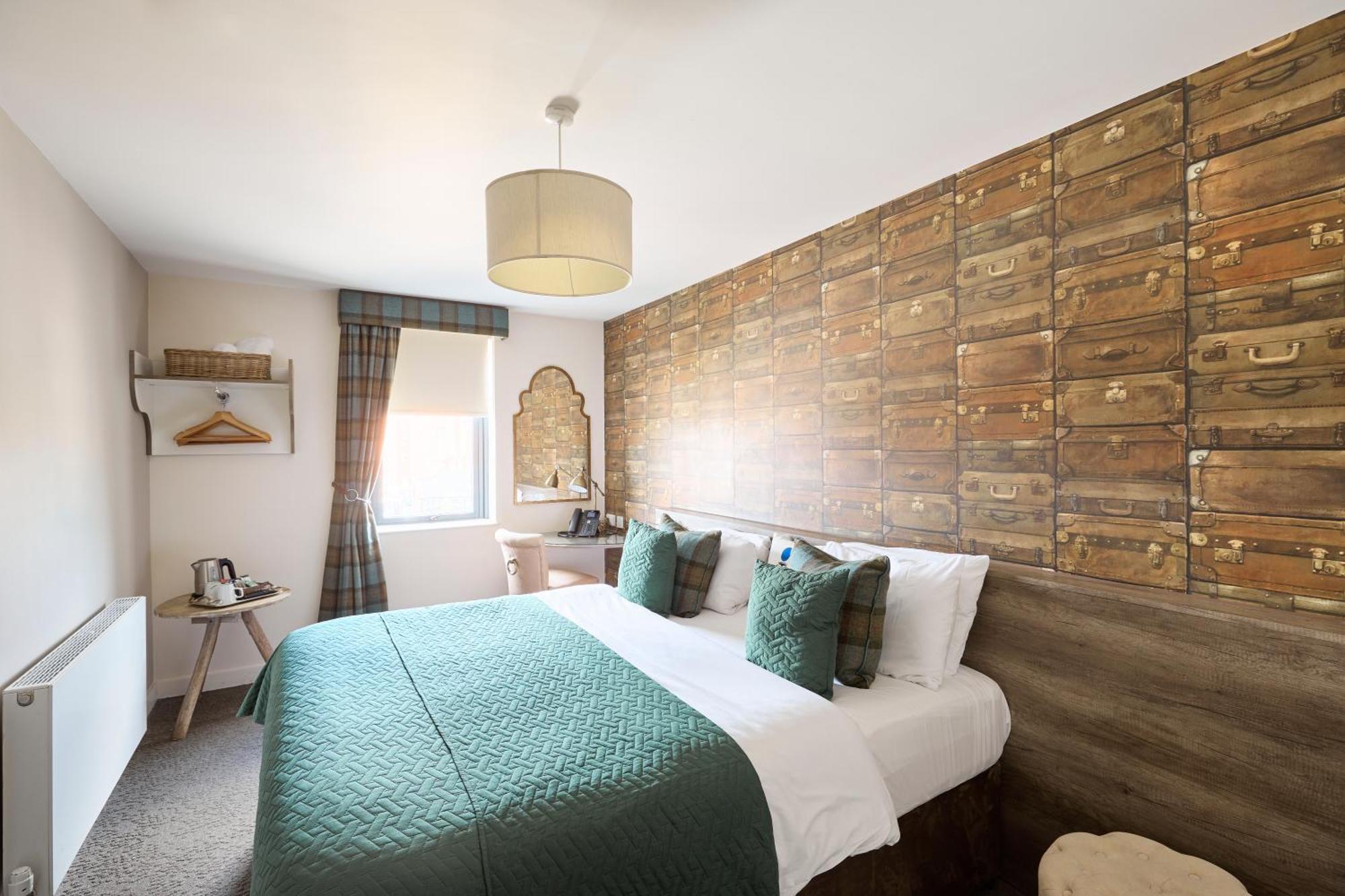 The Lodge Hotel Newbury  Buitenkant foto