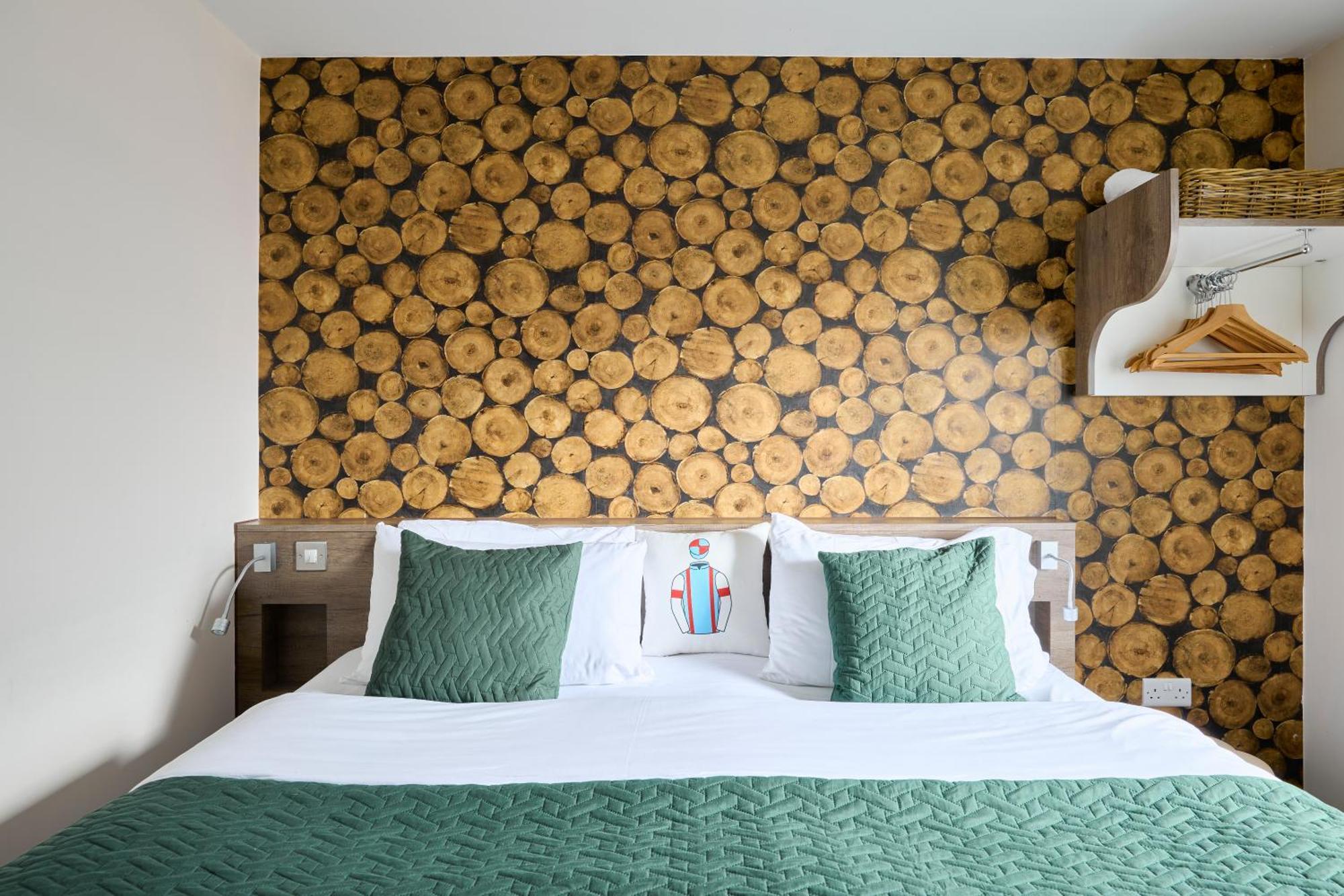 The Lodge Hotel Newbury  Buitenkant foto