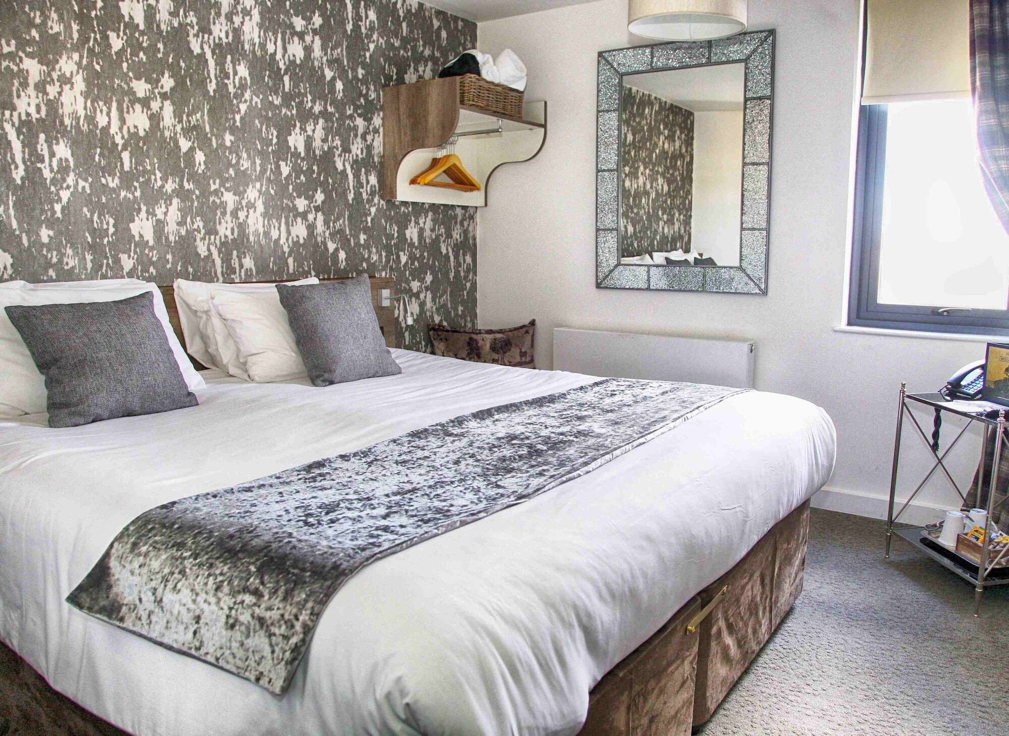 The Lodge Hotel Newbury  Buitenkant foto